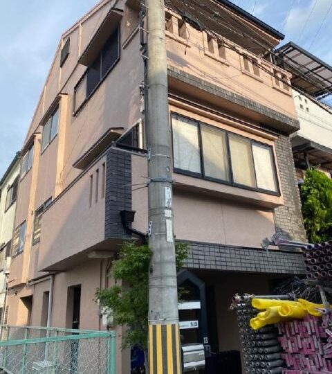 大阪府門真市岸和田　Ｉ様邸　外壁・屋根塗装・ベランダ防水リフォーム施工事例