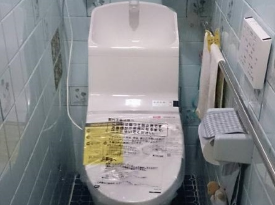 大阪府東大阪市玉串町　Ｋ様　トイレ交換リフォーム施工事例