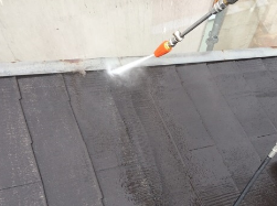 	屋根高圧洗浄