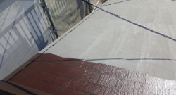 	屋根ガイナ塗装１回目(中塗り)