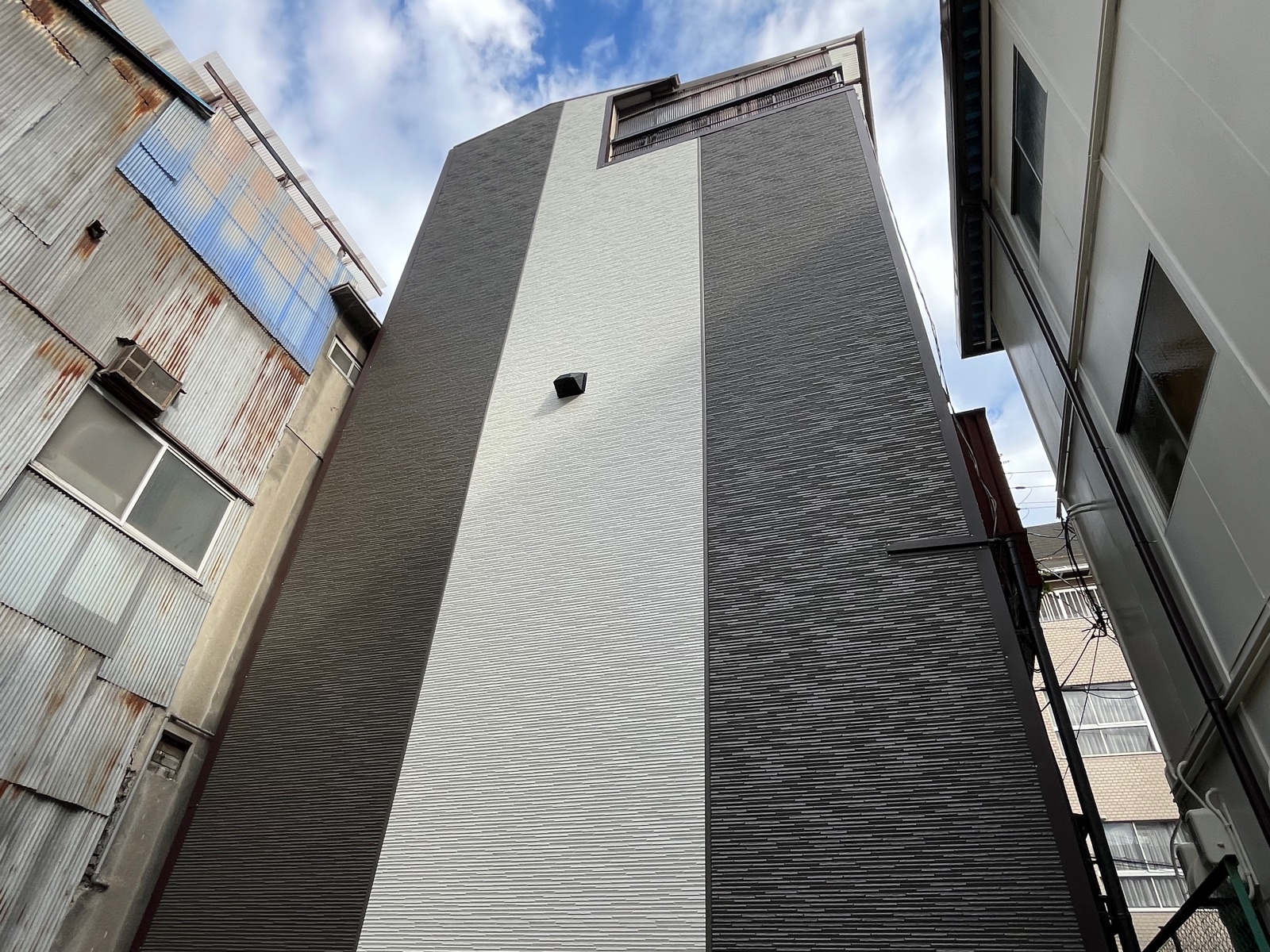 大阪市中央区上町1丁目 E様邸 外壁塗装施工写真