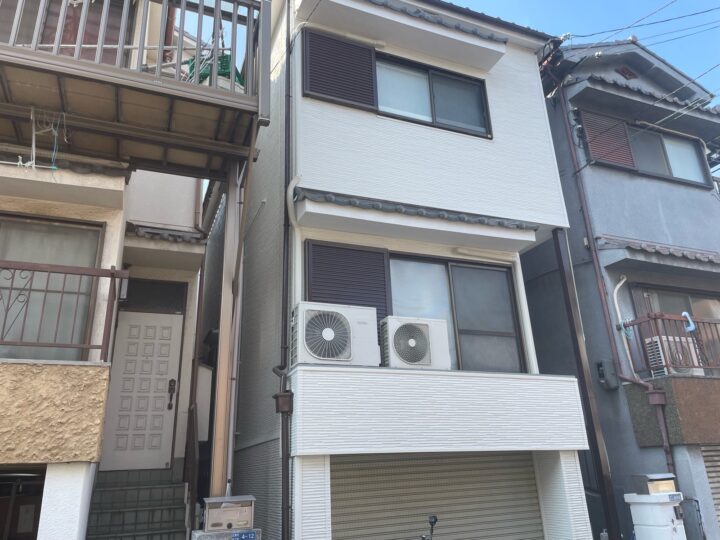 大阪市西成区北津守4丁目 T様邸 外壁サイディング工事、屋根塗装工事、玄関ドア交換工事